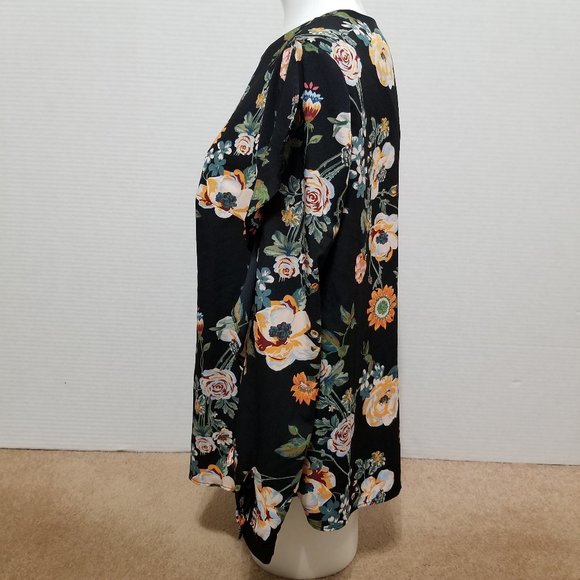 Ava & Viv top X 14W floral print ruffle long sleeve keyhole closure feminine - Picture 2 of 14